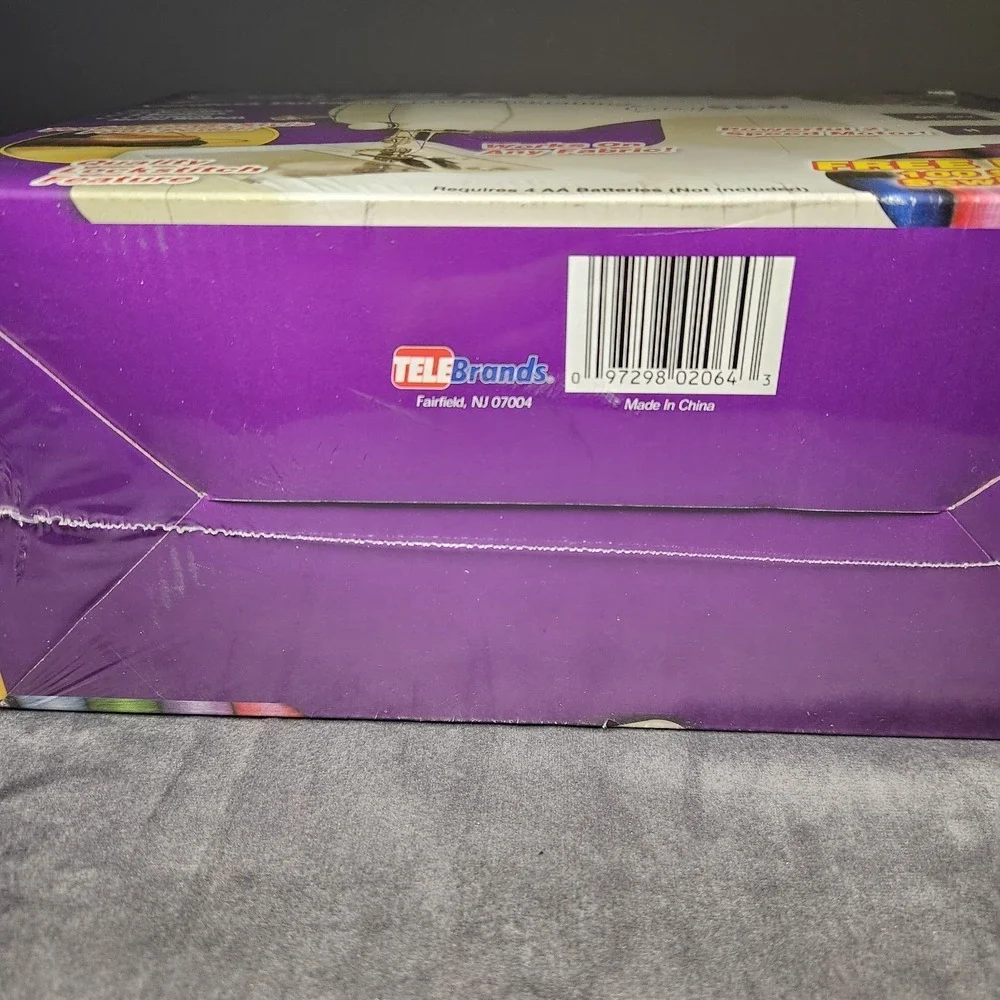 Easy Sew Cordless Portable Sewing Machine NIB  Foot Pedal, Lockstitch 2-Speed
